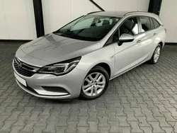 Silber metallic Gebraucht 2017 Opel Astra Business Kombi | 12.950 € (Teuer)