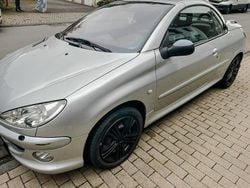Silber Gebraucht 2004 Peugeot 206 CC Platinum Cabrio | 1.600 € (Fairer Preis)