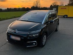 Schwarz Gebraucht 2017 VW Touran Van / Kleinbus | 11.199 €