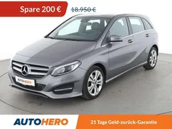 Grau Gebraucht 2018 Mercedes B180 Urban Van / Kleinbus | 18.750 € (Fairer Preis)
