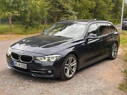Blau Gebraucht 2015 BMW 330 Sport Line Kombi | 13.900 € (Fairer Preis)