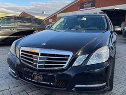 Schwarz Gebraucht 2012 Mercedes E300 Limousine | 5.299 € (Teuer)