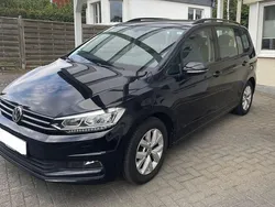 Schwarz Gebraucht 2018 VW Touran Comfortline Van / Kleinbus | 20.499 € (Fairer Preis)