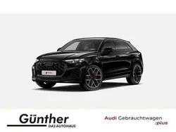 Mythosschwarz metallic Gebraucht 2024 Audi RS Q8 Ambiente SUV | 126.900 € (Fairer Preis)