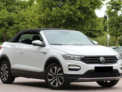 Weiß Gebraucht 2021 VW T-Roc Cabriolet Active Cabrio | 21.900 € (Fairer Preis)
