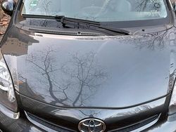 Grau Gebraucht 2014 Toyota Aygo Kleinwagen | 7.000 € (Guter Preis)