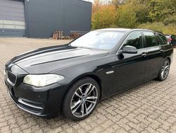 Schwarz Gebraucht 2015 BMW 530 Performance Kombi | 7.200 € (Teuer)