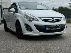 Weiß Gebraucht 2011 Opel Corsa OPC Coupé | 2.700 € (Fairer Preis)