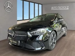 Schwarz Gebraucht 2025 Mercedes B200 Advanced Van / Kleinbus | 34.896 € (Fairer Preis)