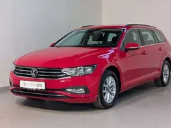 Rot Gebraucht 2022 VW Passat Kombi | 17.999 € (Superpreis)