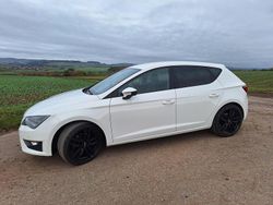 Weiß Gebraucht 2016 Seat Leon FR Limousine | 9.900 € (Fairer Preis)