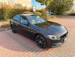 Schwarz Gebraucht 2016 BMW 318 Sport Line Limousine | 14.500 € (Guter Preis)