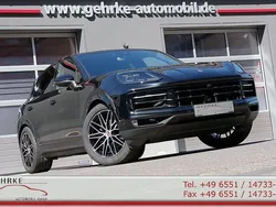 Chromitschwarz Gebraucht 2025 Porsche Cayenne SUV | 98.850 € (Guter Preis)