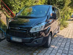 Schwarz Gebraucht 2015 Ford Tourneo Custom Van / Kleinbus | 14.500 €