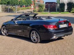 Schwarz Gebraucht 2016 Mercedes E200 Sport Edition Cabrio | 29.500 € (Etwas zu teuer)