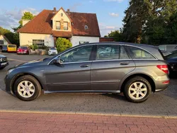 Grau Gebraucht 2011 Mercedes R300 Van / Kleinbus | 7.990 € (Fairer Preis)