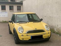 Gelb Gebraucht 2002 Mini Cooper Coupé Coupé | 2.999 € (Teuer)