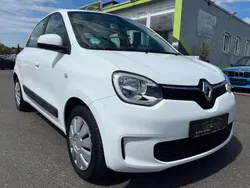 Crystal weiss Gebraucht 2021 Renault Twingo LIMITED Kleinwagen | 6.900 € (Guter Preis)