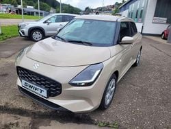 Caravan ivory Gebraucht 2024 Suzuki Swift Comfort Kleinwagen | 18.690 €