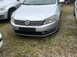 Silber Gebraucht 2012 VW Passat Trendline Kombi | 3.990 € (Guter Preis)
