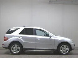Iridium silber metalliclack Gebraucht 2009 Mercedes ML350 SUV | 10.490 € (Guter Preis)