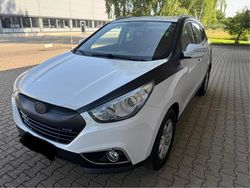 Weiß Gebraucht 2012 Hyundai ix35 SUV | 5.999 € (Guter Preis)