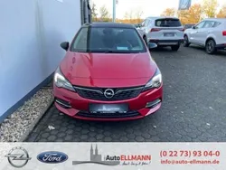 Rot metallic Gebraucht 2021 Opel Astra Limousine | 17.989 €