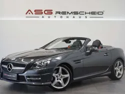 Tenoritgrau metalliclack Gebraucht 2013 Mercedes SLK200 AMG line Cabrio | 25.800 €