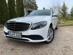 Weiß Gebraucht 2019 Mercedes C220 Exclusive Kombi | 29.200 € (Fairer Preis)