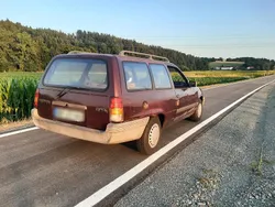 Rot Gebraucht 1991 Opel Kadett Kombi | 1.500 €