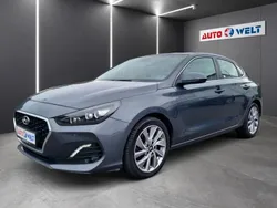 Grau Gebraucht 2020 Hyundai i30 Limousine | 17.990 € (Guter Preis)