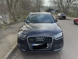 Schwarz Gebraucht 2012 Audi Q3 Ambiente SUV | 16.500 € (Fairer Preis)