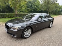 Grau Gebraucht 2009 BMW 750 Sport Line Limousine | 10.999 € (Fairer Preis)