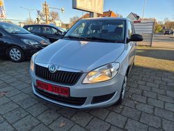 Silber Gebraucht 2011 Skoda Fabia Cool Edition Limousine | 3.650 € (Fairer Preis)