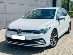 Weiß Gebraucht 2021 VW Golf VIII Life Limousine | 18.000 € (Guter Preis)