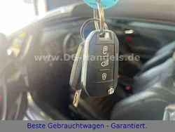Blau Gebraucht 2016 Opel Cascada Innovation Cabrio | 16.990 € (Etwas zu teuer)