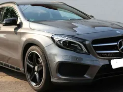 Grau Gebraucht 2016 Mercedes GLA200 AMG line SUV | 19.999 € (Fairer Preis)