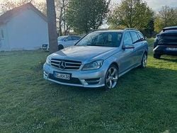 Andere farben Gebraucht 2014 Mercedes C350 AMG line Kombi | 16.000 €