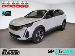 Weiß Gebraucht 2024 Peugeot 5008 Allure Van / Kleinbus | 26.780 € (Guter Preis)