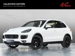 Pure white Gebraucht 2015 Porsche Cayenne SUV | 32.900 € (Teuer)