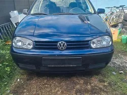 Blau Gebraucht 2000 VW Golf IV Kleinwagen | 750 € (Guter Preis)