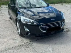 Schwarz Gebraucht 2019 Ford Focus Cool & Connect Kombi | 15.500 € (Etwas zu teuer)