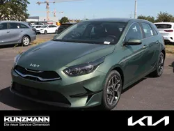 Pentametal metallic Neu 2025 Kia Ceed Spirit Limousine | 28.669 € (Fairer Preis)
