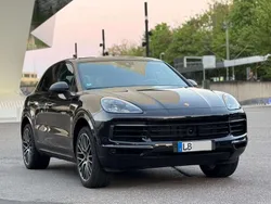 Schwarz Gebraucht 2018 Porsche Cayenne SUV | 56.900 € (Teuer)