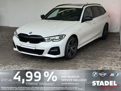 Weiß Gebraucht 2022 BMW 330e M Sport Limousine | 34.440 € (Teuer)
