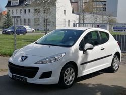 Weiß Gebraucht 2010 Peugeot 207 Filou Limousine | 2.999 € (Fairer Preis)