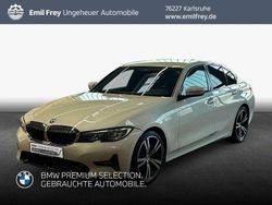 Weiß Gebraucht 2021 BMW 320 Sport Line Limousine | 29.990 € (Fairer Preis)