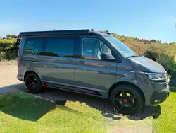 Grau Gebraucht 2023 VW T6.1 California Van | 76.000 €