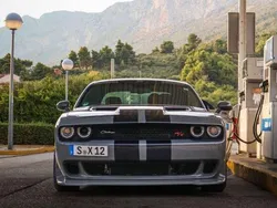 Grau Gebraucht 2018 Dodge Challenger Coupé | 29.900 € (Etwas zu teuer)