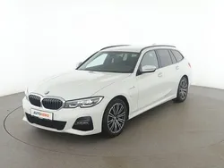 Weiß Gebraucht 2021 BMW 330 M Sport Kombi | 33.380 €